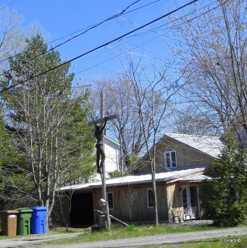 crucifier à l'envers